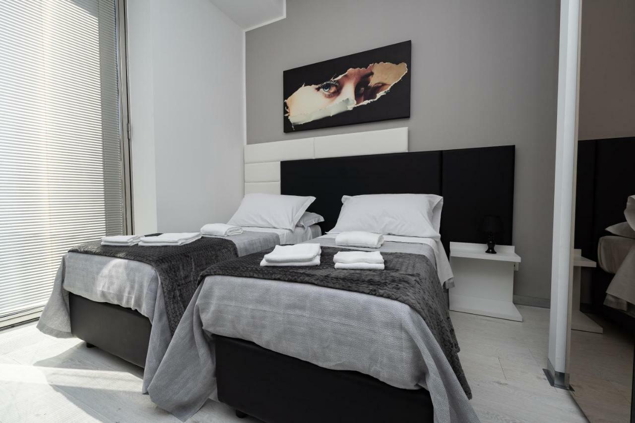 White Rooms Reggio Calabria Exterior photo